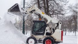 Bobcat Hydraulic Fittings Aid Snow Removal