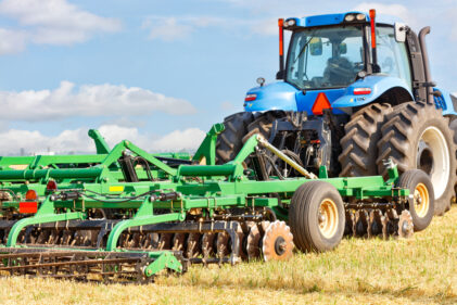 Boost Agricultural Productivity with Flat-Face Hydraulic Couplers