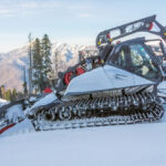 snow groomer hydraulic couplers