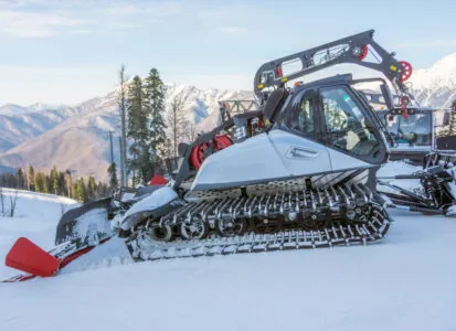 snow groomer hydraulic couplers